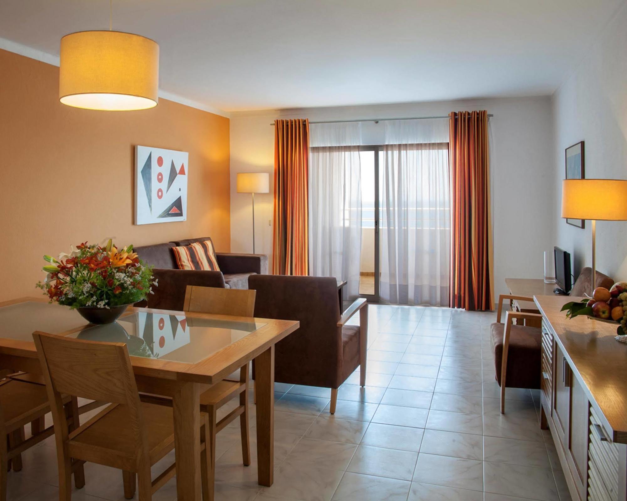 Jardim Do Vau Aparthotel ปอร์ติเมา ภายนอก รูปภาพ